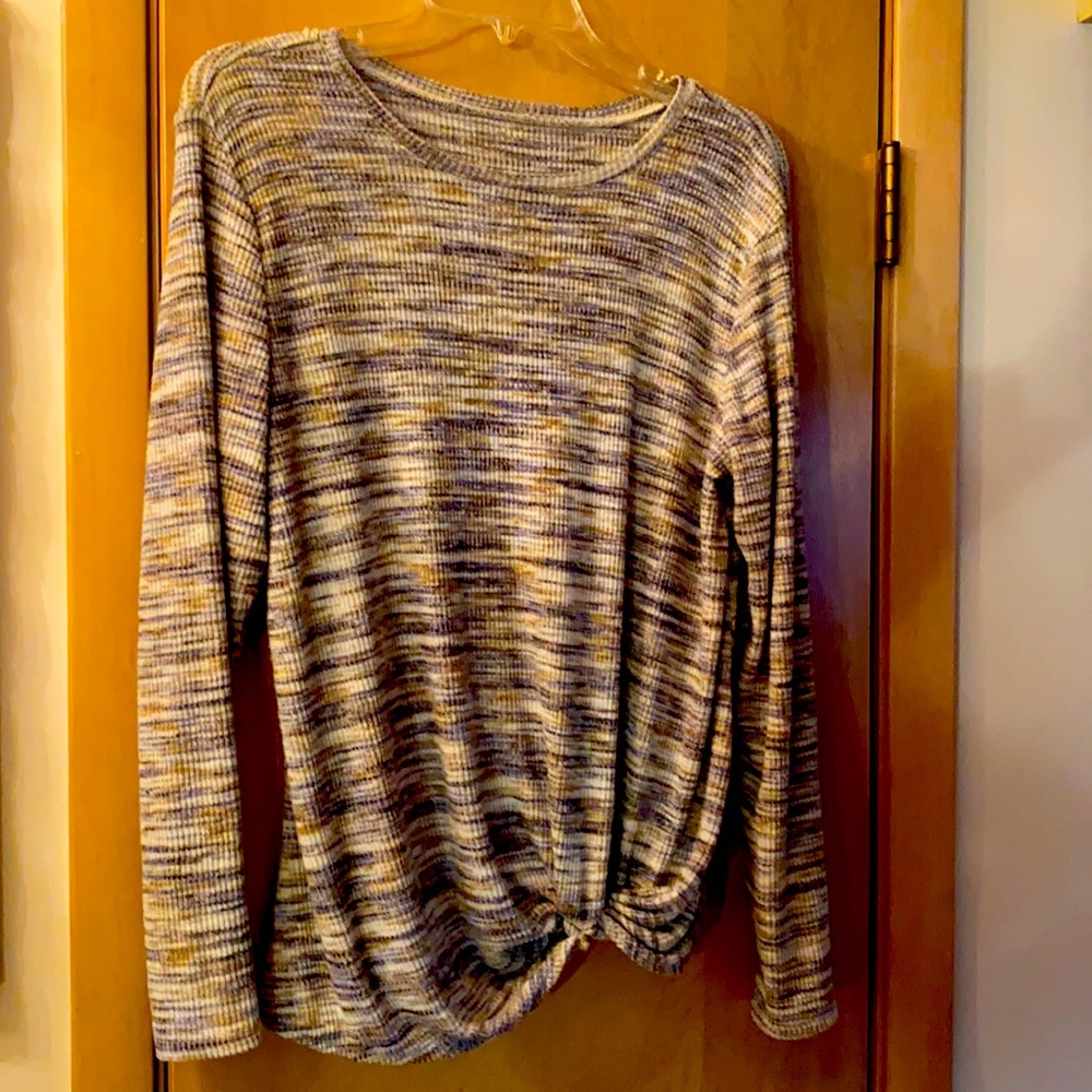Soft size large long sleeve adorable sweater